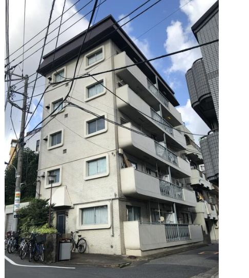 シャトーサンケイの外観|きれいな外観です