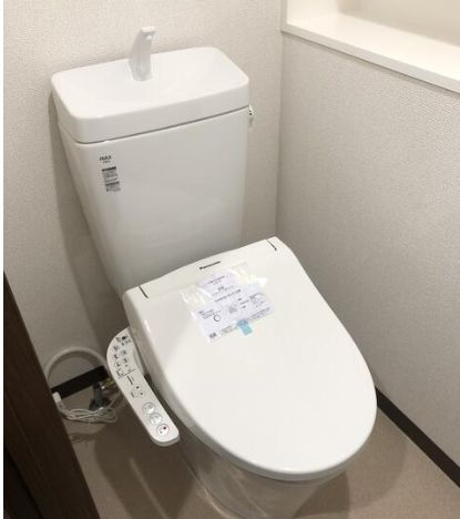 シャトーサンケイのトイレ|落ち着いたトイレです