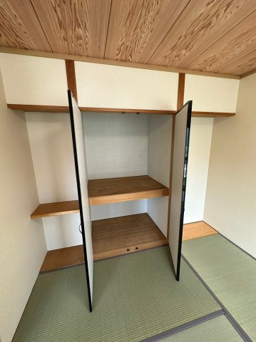 ユングフラウの収納