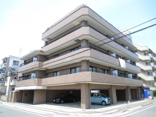 福岡市南区塩原３丁目の賃貸マンションの外観