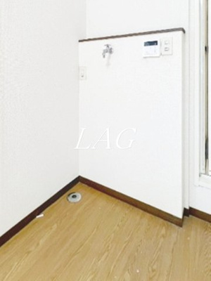 【設備】 | ベルグラン椎名 | 室内洗濯置き場です。