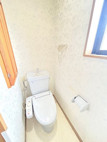 下野市柴　中古戸建のトイレ