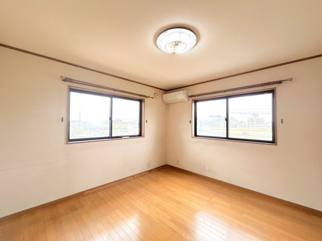 下野市柴　中古戸建の洋室