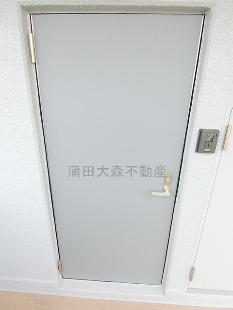 殿山IVYの玄関