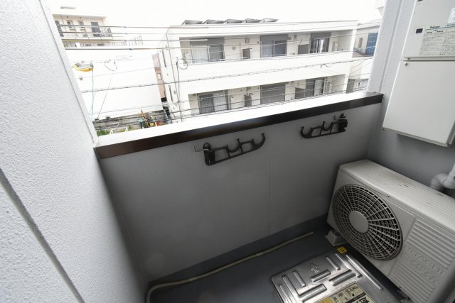 レジスコート甲子園口のバルコニー