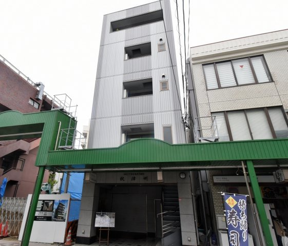 レジスコート甲子園口の外観
