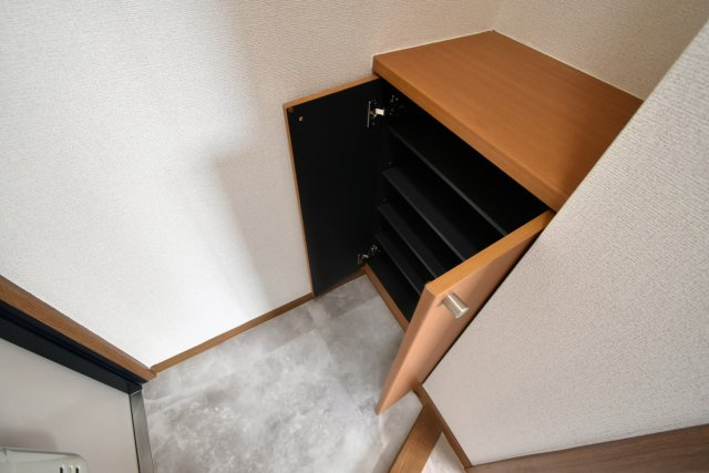 レジスコート甲子園口の収納
