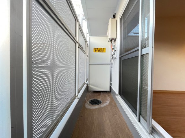 吹田市江坂町３丁目の賃貸マンションのバルコニー|広々としたバルコニーです