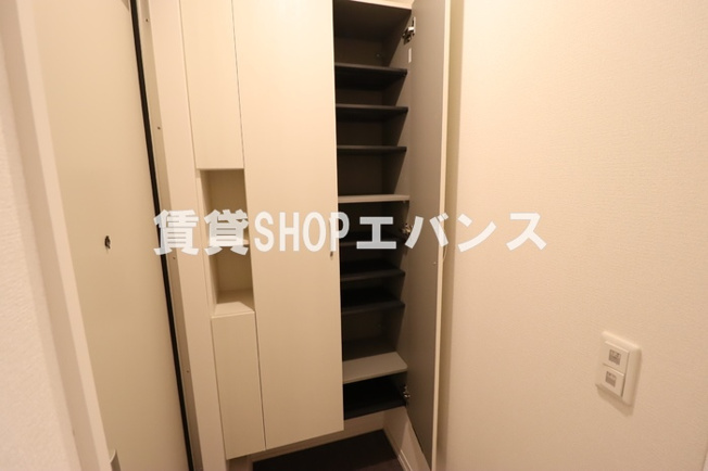 【玄関】 | アルメール大久保