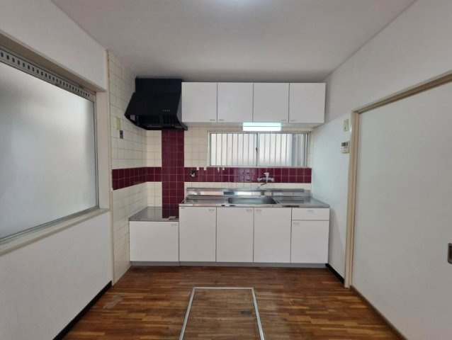 岸和田市松風町貸家のキッチン