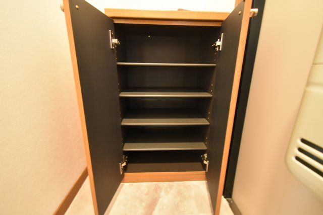 レジスコート甲子園口の収納