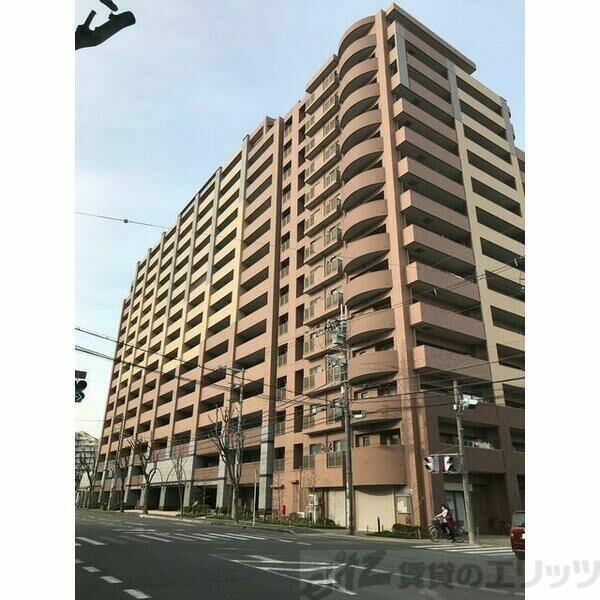 ライオンズガーデン千里丘の外観