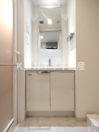 【洗面所】 | クレイシアＩＤＺ中馬込 | 広い洗面スペース