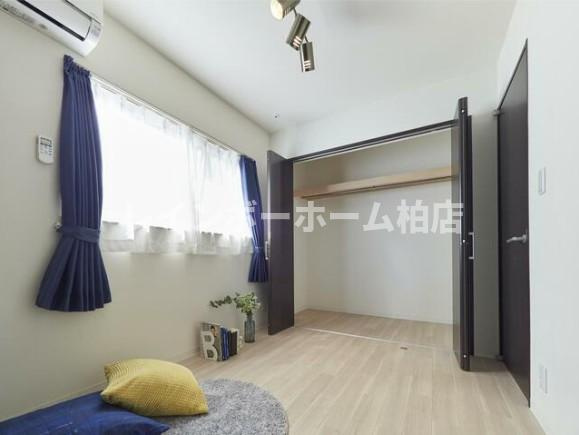 担当エリアのルームアドバイザーが直接対応いたしますの収納|たっぷりとした収納スペースです