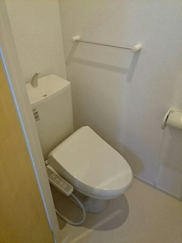 【トイレ】 | ハピア　Ⅲ | 落ち着いた色調のトイレです