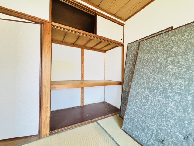 レジデンス紫の寝室|別号数タイプ