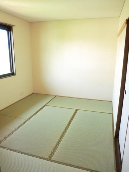 【寝室】