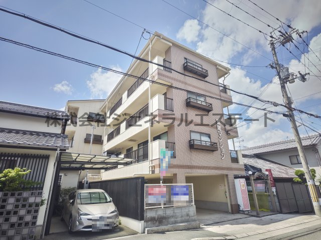 富尾マンションの外観