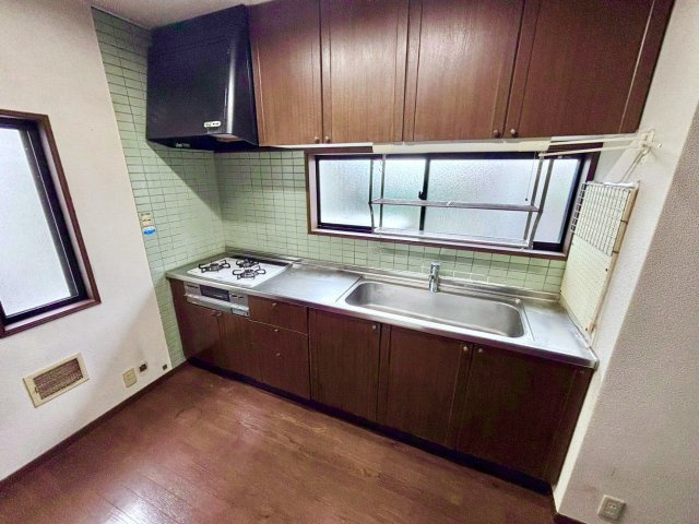 坂井市中古春江町江留中　中古戸建