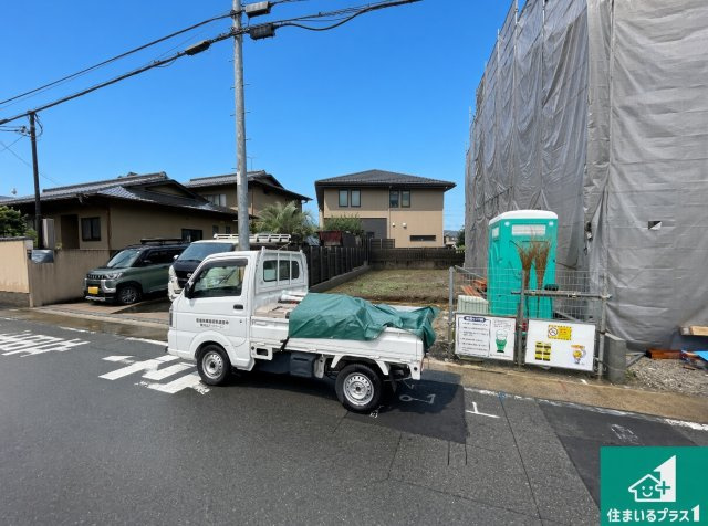 京都市山科区小野葛籠尻町　第1期　新築一戸建ての外観|周辺は落ち着いた街並みの住宅地！子育てがしやすい住環境です！まだ未完成ですが、現地でしかわからない事もございます。是非一度ご覧ください。