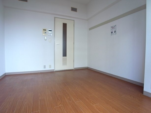 ストークプラザ武蔵小山の洋室|コンパクトで使いやすい洋室です