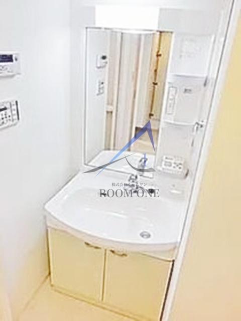 アイル日暮里弐番館の洗面所|洗面台です。