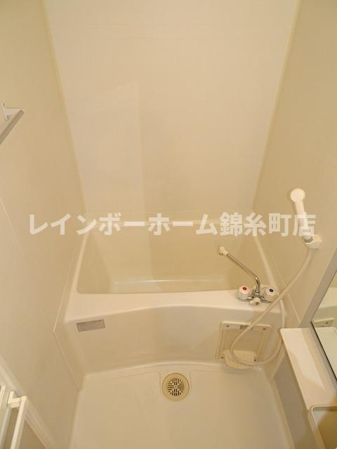グリーン ソイビーンズの浴室