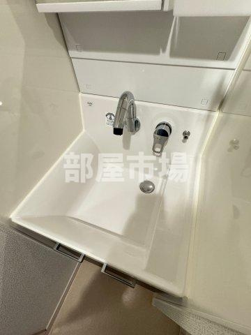 GREEN LAVRASの洗面所