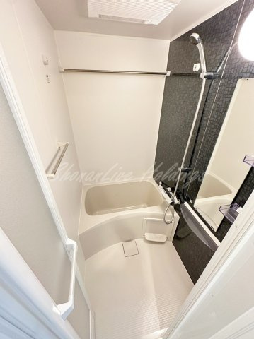 平塚市明石町の賃貸マンションの浴室