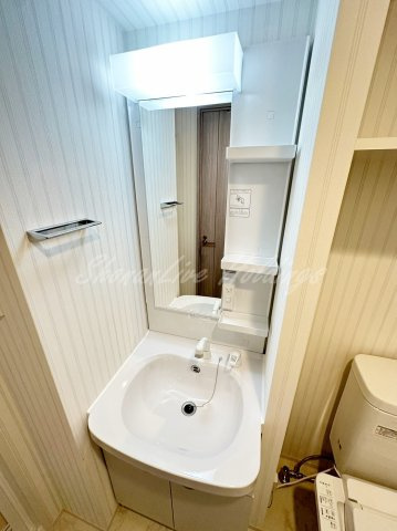 平塚市明石町の賃貸マンションの洗面所