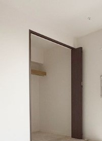 海老名市国分南２丁目のアパートの収納