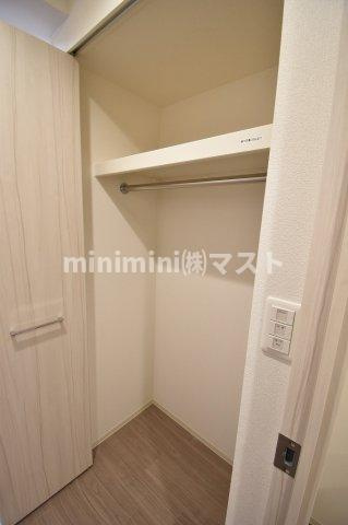 プレサンス長堀通グレイタスの収納