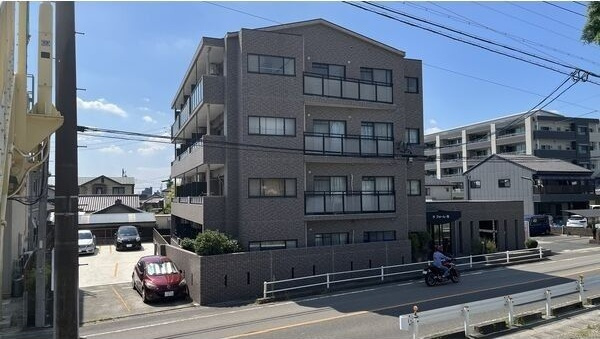 ラフォーレ司の外観