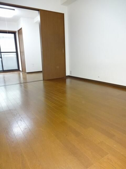 【居間・リビング】