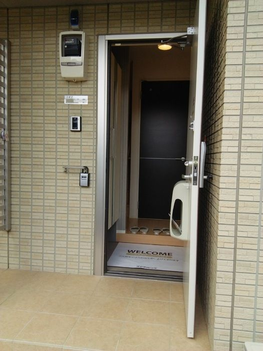 グリンヴェールCの玄関