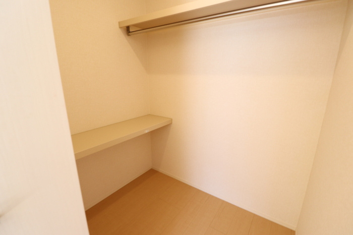 アグスターの収納