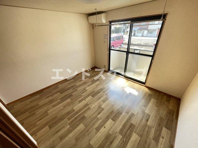 エスペランサＫの居間・リビング|高崎、前橋、伊勢崎エリアのお部屋探しはエンドスケープまで！お客様の理想お聞かせ下さい♪