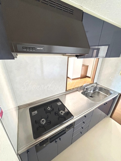 藤沢市鵠沼石上２丁目の賃貸マンションのキッチン
