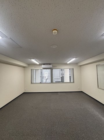 マンションアベニュー、205C右のロビー