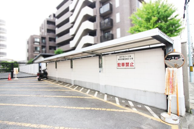 【駐輪場】の画像