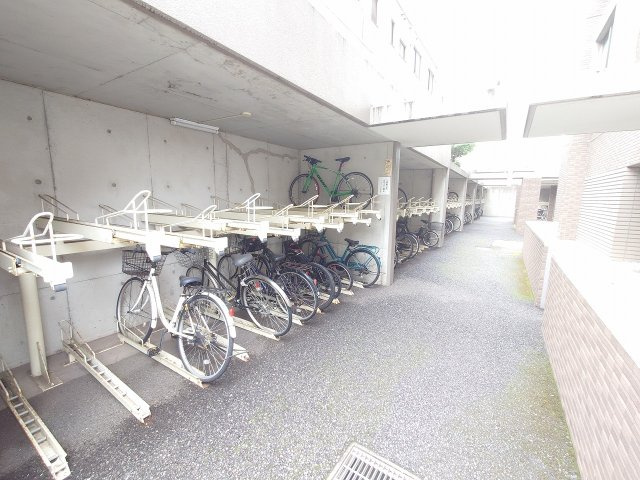 サンリヤン木町（A-6）の駐輪場