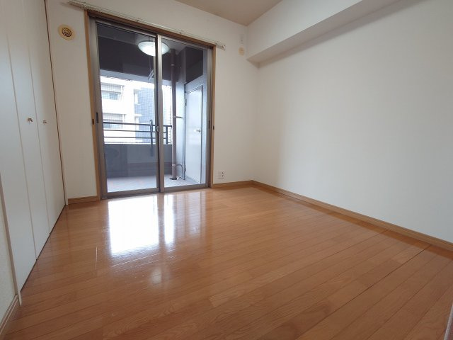 サンリヤン木町（A-6）の洋室