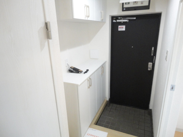 【玄関】 | 別部屋の写真です。