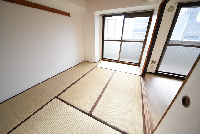 朝日プラザ呉センターコアの和室