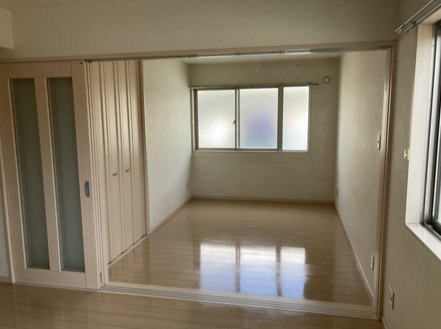 熊本市北区清水新地４丁目の賃貸マンションの内装|洋室