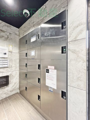 S-RESIDENCE茶屋ヶ坂のエントランス