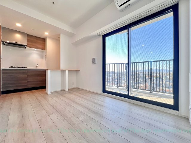 S-RESIDENCE庄内通駅前curere(クラーレ)の居間・リビング