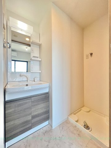 S-RESIDENCE庄内通駅前curere(クラーレ)の洗面所