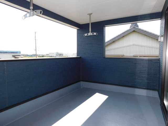 海部郡飛島村大字渚２丁目の新築一戸建のバルコニー|◇インナーバルコニー◇　　２部屋から利用可能なインナーバルコニー♪