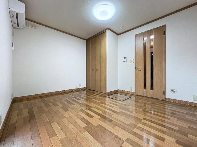 シェトワ中央の寝室
